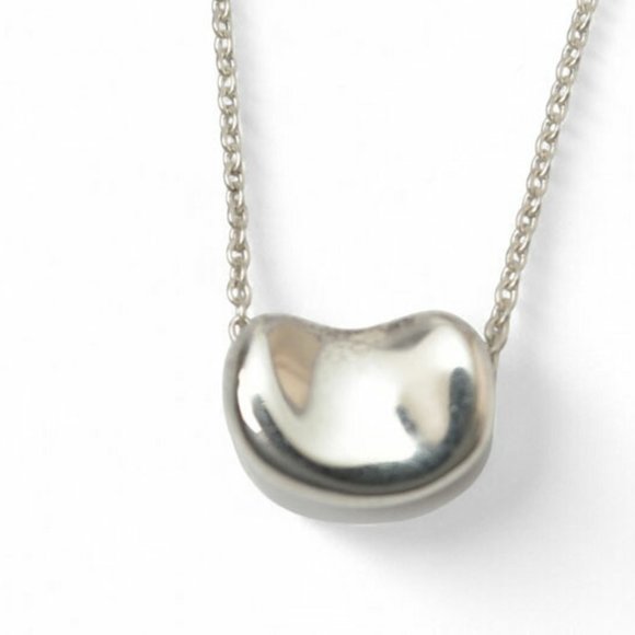 Tiffany & Co. Elsa Peretti Bean Motif Pendant in Silver, 0.9cm Wide